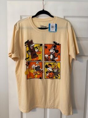 Disney Women Halloween Graphic Tee - Cream with Orange & Black Art size L new
